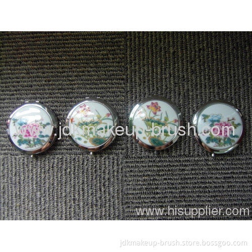 Portable Cosmetic Mirror With Chinese Style 